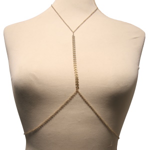 Collier de corps composé d'une chaîne avec branches de laurier en acier doré. Fermoir mousqueton avec 10 cm de rallonge pour le collier et 30 cm de rallonge pour la taille.
