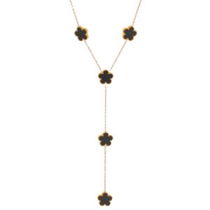 Collier sautoir de forme Y en acier doré et fleurs serties d'une pierre noire.