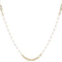 Collier composé d'une chaîne en acier doré avec perles de couleur blanche et d'une chaîne en acier doré. Fermoir mousqueton avec 5 cm de rallonge.
