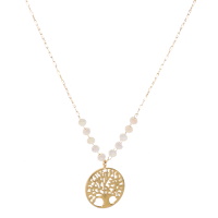 Collier composé d'une chaîne en acier doré avec des perles de couleur blanche et d'un pendentif arbre de vie en acier doré. Fermoir mousqueton avec 5 cm de rallonge.