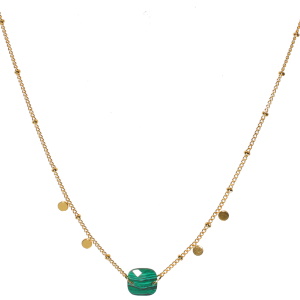 Collier composé d'une chaîne avec pampilles rondes en acier doré et d'une pierre d'imitation malachite de forme carré. Fermoir mousqueton avec 5 cm de rallonge.