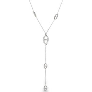 Affirmez votre style avec ce collier lariat (type cravate) d'une finesse exceptionnelle en acier argenté. Conçu pour celles qui recherchent un bijou à la fois contemporain et intemporel, ce modèle se distingue par son jeu de textures et ses finitions soignées. Le collier arbore des maillons ovales ajourés (grains de café), rappelant un design iconique de la bijouterie de luxe. Le médaillon central est délicatement serti de cristaux scintillants, apportant une touche de lumière irrésistible à chaque mouvement. Un mousqueton sécurisé accompagné d'une chaînette d'extension, permettant d'ajuster parfaitement la taille à votre morphologie.