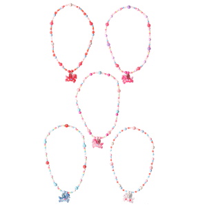 Collier fantaisie élastique composé de perles multicolores dont certaines pavées de strass et d'un pendentif en forme de cheval ailé. 5 coloris différents. Votre préférence en commentaire. Vendu à l'unité.