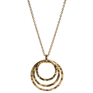 Collier sautoir composé d'une chaîne et d'un pendentif triple cercle. Fermoir mousqueton avec 4 cm de rallonge.
