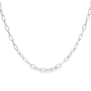 Rehaussez votre style avec cette chaîne en acier argenté captivante. La chaîne est fabriquée à partir d'acier argenté authentique. Son éclat et sa conception unique vous assureront de faire tourner les têtes. Idéale pour être portée seule ou avec un pendentif.