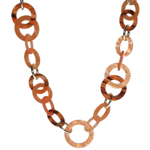 Collier sautoir fantaisie composé de maillons ovales en métal doré et maillons ronds et ovales de couleur orange. Fermoir mousqueton avec 7 cm de rallonge en métal doré.