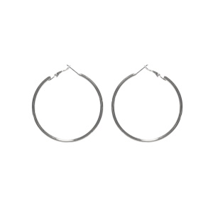 Boucles d'oreilles créoles fil rond en acier argenté.