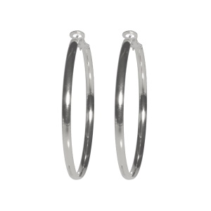 Boucles d'oreilles créoles fil carré en acier argenté.