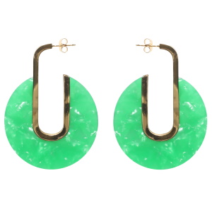 Boucles d'oreilles pendantes en acier doré et en matière synthétique de couleur verte.