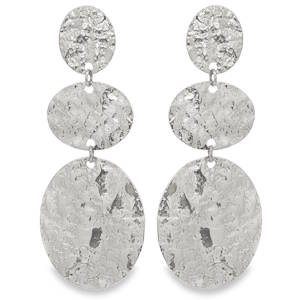 Ces magnifiques boucles d'oreilles pendantes en acier argenté rayonnent d'une élégance intemporelle. Arborant un design en cascade raffiné, elles présentent une finition polie miroir qui capte magnifiquement la lumière. La structure articulée offre un mouvement gracieux, soulignant une symétrie parfaite et une composition artisanale de haute précision. Ce bijou sophistiqué est idéal pour sublimer une tenue de soirée avec une touche de luxe classique et une brillance exceptionnelle.