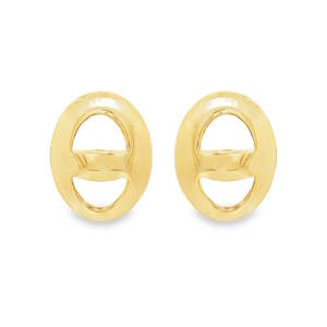 Subtiles et élégantes, ces boucles d'oreilles en acier doré présentent un design épuré et moderne. Leur forme ovale stylisée apporte une touche de sophistication discrète, idéale pour rehausser votre style au quotidien. Un choix raffiné pour celles qui apprécient la simplicité et l'élégance intemporelle.
