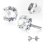 Boucles d'oreilles en argent 925/000 serties d'un oxyde de zirconium blanc.