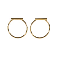Boucles d'oreilles pendantes composées d'un cercle et d'une barre en acier doré.