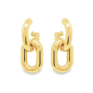 Rehaussez votre style avec ces boucles d'oreilles pendantes en acier doré. Leur design moderne et minimaliste apporte une touche d'élégance discrète à toute tenue. Parfaites pour une allure chic au quotidien ou pour compléter une tenue de soirée sophistiquée, ces boucles d'oreilles sont un ajout polyvalent et raffiné à votre collection de bijoux.