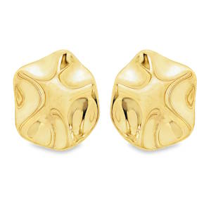 Sublimes boucles d'oreilles en acier doré, une expression de l'élégance discrète. Leur design épuré et moderne apporte une touche de lumière à votre visage. Confectionnées avec un souci du détail inégalé, ces boucles d'oreilles sont le symbole d'un luxe raffiné et accessible, parfaites pour toutes les occasions.