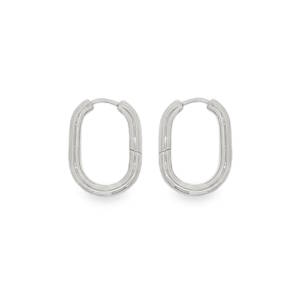 Affirmez votre style avec ces boucles d’oreilles au design moderne et minimaliste. Alliant la robustesse de l'acier à une silhouette épurée, elles sont l'accessoire indispensable pour une allure contemporaine et sans effort. Une forme ovale allongée qui revisite la créole classique avec une touche architecturale et audacieuse.