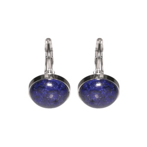 Boucles d'oreilles dormeuses en acier argenté surmontées d'un cabochon en pierre lapis-lazuli d'imitation.