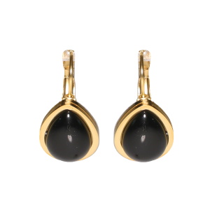 Boucles d'oreilles dormeuses en forme de goutte en acier doré surmontées d'un cabochon en pierre d'agate noire d'imitation.