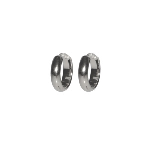 Boucles d'oreilles créoles fermées en acier argenté.