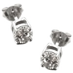 Boucles d'oreilles en argent 925/000 rhodié et cristal serti 4 griffes en oxyde de zirconium.