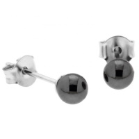 Boucles d'oreilles puces en argent 925/000 rhodié surmontées d'une perle en pierre véritable d'hématite. 