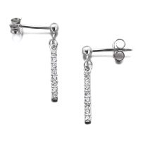 Boucles d'oreilles pendantes avec une barrette en argent 925/000 rhodié pavées d'oxydes de zirconium blancs.