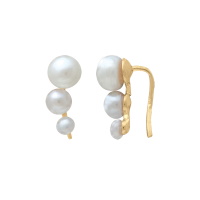 Boucles d'oreilles pendantes chemin d'oreille en plaqué or jaune 18 carats surmontées de trois perles d'eau douce.