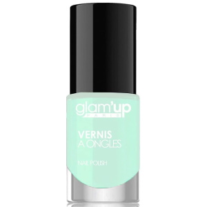 Vernis à ongles longue durée. Il offre une grande palette de coloris des plus intemporels aux plus en vogue. Son pinceau extra-large, son séchage rapide et sa tenue ultra-longue assurent un résultat professionnel et de haute qualité. Une texture fluide un peu gélifiée, facile à poser et au séchage rapide.