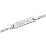 Bracelet identité enfant en argent 925/000 poli miroir.  Souvenir impérissable, Cette gourmette personnalisable est le cadeau idéal pour familiariser bébé à son prénom.  Elle ravira toute petite fille, comme tout petit garçon !