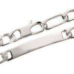 Bracelet identité en argent 925/000 poli miroir.  Absolument indémodables, Les gourmettes personnalisables sont idéales à offrir aux adultes comme aux adolescent.e.s.  Ce modèle est généralement considéré comme plutôt masculin, Mais peut bien entendu être porté par toutes et tous !