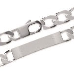 Bracelet identité argent 925/000 poli miroir.  Absolument indémodables, Les gourmettes personnalisables sont idéales à offrir aux adultes comme aux adolescent.e.s.  Ce modèle est généralement considéré comme plutôt masculin, Mais peut bien entendu être porté par toutes et tous !