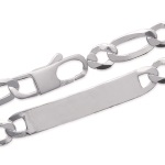Bracelet gourmette en argent 925/000.  Absolument indémodables, Les gourmettes personnalisables sont idéales à offrir aux adultes comme aux adolescent.e.s.  Ce modèle est généralement considéré comme plutôt masculin, Mais peut bien entendu être porté par toutes et tous !