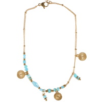 Bracelet chaîne de cheville composé d'une chaîne en acier doré, de perles de couleur turquoise et de pampilles rondes en acier doré. Fermoir mousqueton avec 3 cm de rallonge.