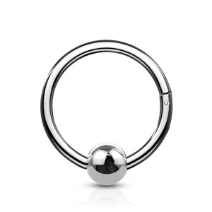 Piercing en acier argenté chirurgical 316L.