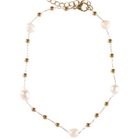 Bracelet chaîne de cheville composé d'une chaîne avec boules en acier doré et de perles d'imitation nacre. Fermoir mousqueton avec 4 cm de rallonge.
