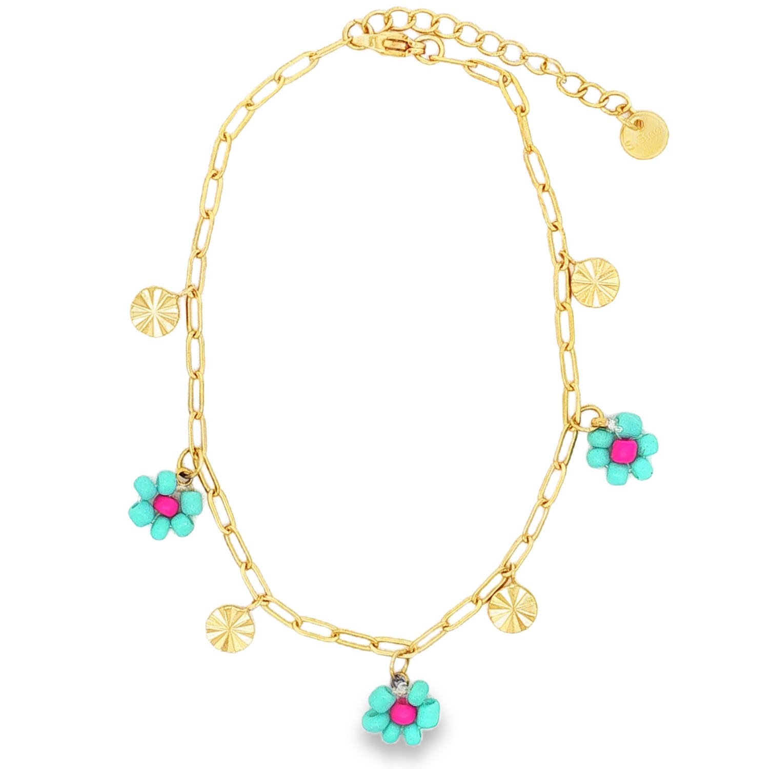 Cette chaîne de cheville en acier inoxydable doré associe la finesse d’une maille moderne à la fraîcheur de détails colorés et estivaux. Inspirée de l'esprit bohème et des tendances beaded jewelry, elle habillera délicatement votre cheville avec une touche de pep's.<br/>La cheville est rythmée par trois petites fleurs suspendues. Elles se composent de pétales en perles de rocaille de couleur bleu turquoise éclatant, contrastées par un cœur de perle rose fuchsia vif.<br/>Intercalés entre les fleurs, quatre petits disques dorés à la finition striée/soleil captent la lumière à chaque mouvement.<br/>Dotée d'un fermoir mousqueton sécurisé et d'une chaînette d'extension, elle s'adapte idéalement à toutes les morphologies de chevilles. Fleurs Indémodable Nature Printemps Cette chaîne de cheville en acier inoxydable doré associe la finesse d’une maille moderne à la fraîcheur de détails colorés et estivaux. Inspirée de l'esprit bohème et des tendances beaded jewelry, elle habillera délicatement votre cheville avec une touche de pep's.<br/>La cheville est rythmée par trois petites fleurs suspendues. Elles se composent de pétales en perles de rocaille de couleur bleu turquoise éclatant, contrastées par un cœur de perle rose fuchsia vif.<br/>Intercalés entre les fleurs, quatre petits disques dorés à la finition striée/soleil captent la lumière à chaque mouvement.<br/>Dotée d'un fermoir mousqueton sécurisé et d'une chaînette d'extension, elle s'adapte idéalement à toutes les morphologies de chevilles. Fleurs Indémodable Nature Printemps