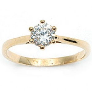 Bague en plaqué or jaune 18 carats surmontée d'un oxyde de zirconium blanc serti 6 griffes.