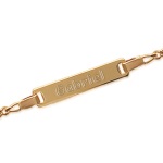 Bracelet identité enfant en plaqué-or. Anneau de rappel à 13 cm.  Souvenir impérissable, Cette gourmette personnalisable est le cadeau idéal pour familiariser bébé à son prénom.  Elle ravira toute petite fille, comme tout petit garçon !