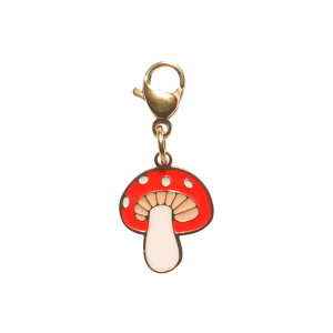 Charm's en forme de champignon avec mousqueton en acier doré et émail de couleur.