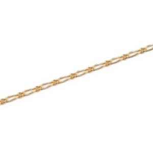 Bracelet chaîne maille gourmette limée alternée en plaqué or jaune 18 carats.