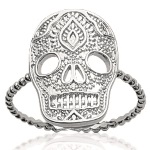 Bague muerte en argent 925/000 rhodié.