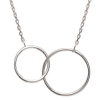 Collier avec pendentif cercles entrelacés en argent 925/000 rhodié. Fermoir mousqueton avec anneaux de rappel à 40, 42 et 45 cm.