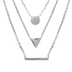 Collier en argent 925/000 rhodié. 3 rangs.