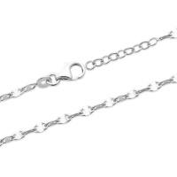 Bracelet chaîne en argent 925/000 rhodié. Fermoir mousqueton avec 2 cm de rallonge.