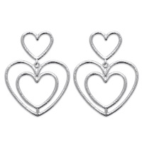 Boucles d'oreilles pendantes composées de trois cœurs en argent 925/000 rhodié.