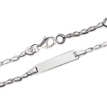 Bracelet gourmette en argent 925/000 rhodié.  Souvenir impérissable, Cette gourmette personnalisable est le cadeau idéal pour familiariser bébé à son prénom.  Elle ravira toute petite fille, comme tout petit garçon !