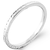 Bague anneau martelé en argent 925/000 rhodié.