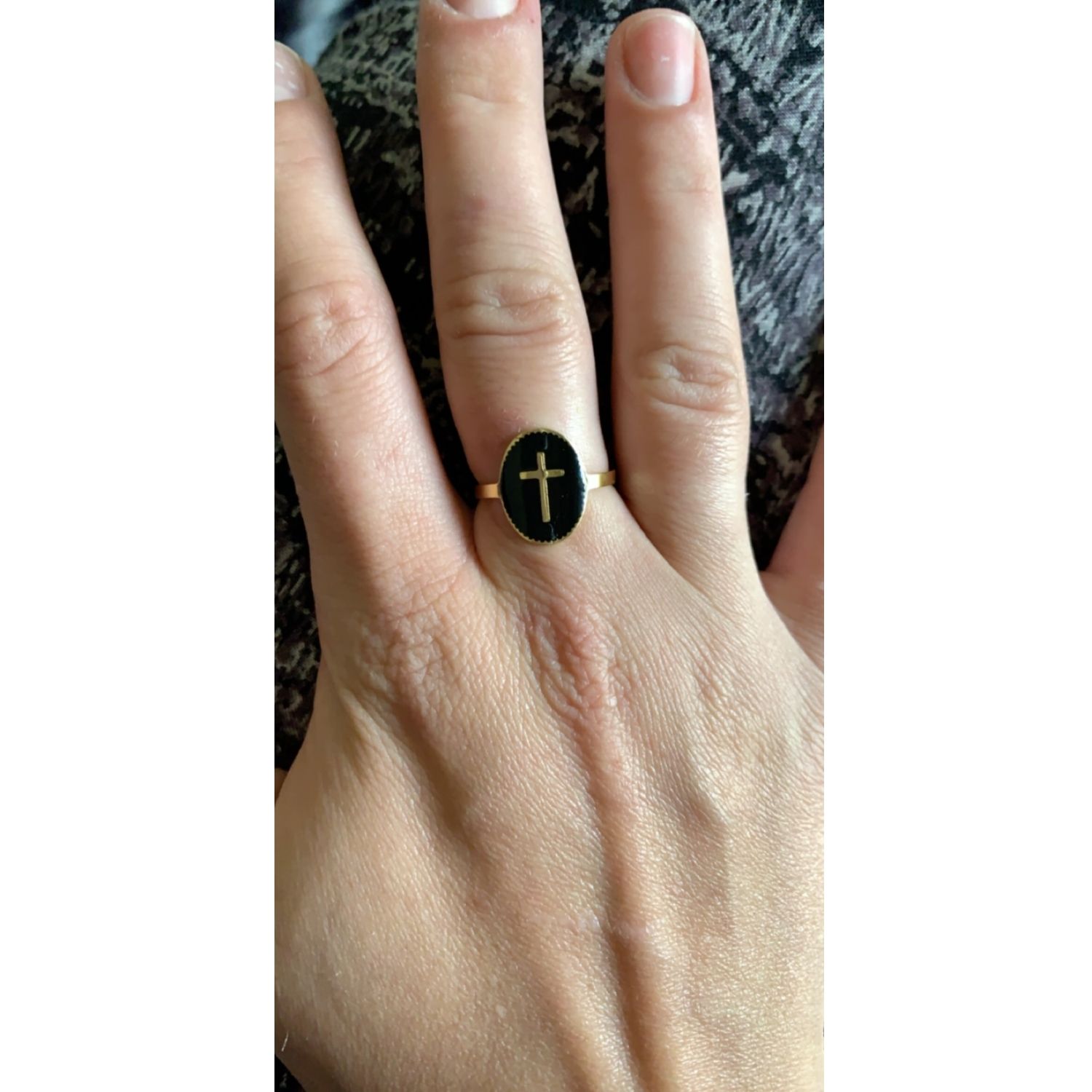 Bague noire croix deals