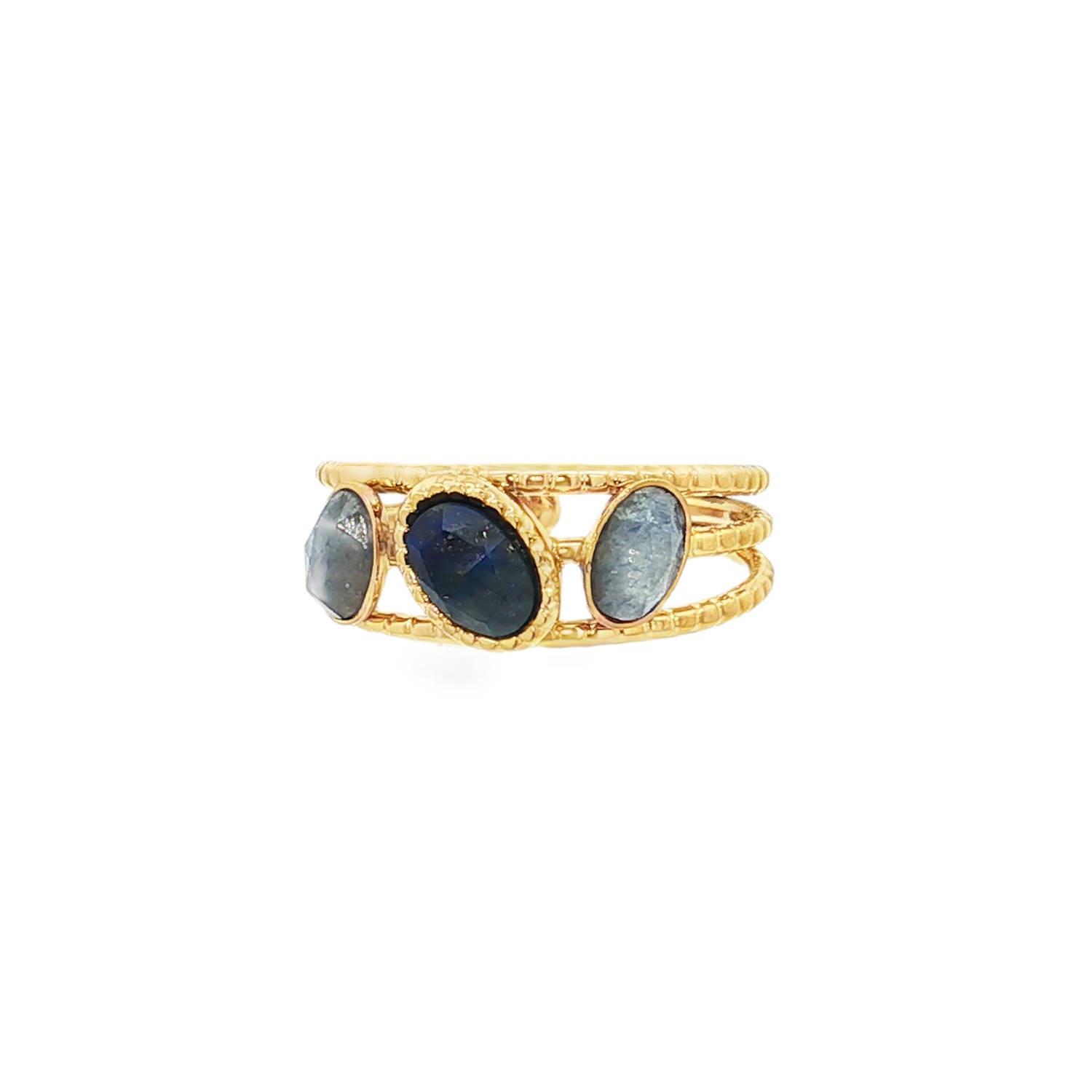 Cette bague multis pierres en acier doré est ornée de pierres bleues taillées en cabochon ovale.<br/>Le design unique de la bague met en valeur l'éclat chaleureux du doré et la profondeur du bleu.<br/>Un bijou sophistiqué qui ajoutera une touche d'élégance à votre collection.<br/>Taille ajustable. Multirangs Ovale Adolescent Adulte Femme Fille Indémodable Cette bague multis pierres en acier doré est ornée de pierres bleues taillées en cabochon ovale.<br/>Le design unique de la bague met en valeur l'éclat chaleureux du doré et la profondeur du bleu.<br/>Un bijou sophistiqué qui ajoutera une touche d'élégance à votre collection.<br/>Taille ajustable. Multirangs Ovale Adolescent Adulte Femme Fille Indémodable