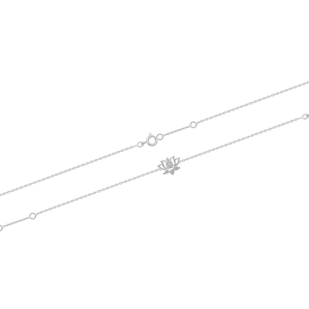 Bracelet composé d'une chaîne en argent 925/000 rhodié et d'une fleur de lotus pavée en partie d'oxydes de zirconium blancs.<br/>Fermoir anneau de ressort avec anneaux de rappel à 15,5 et 17,5 cm. Feuille Strass  Adolescent Adulte Femme Fille Fleurs Indémodable Nature 